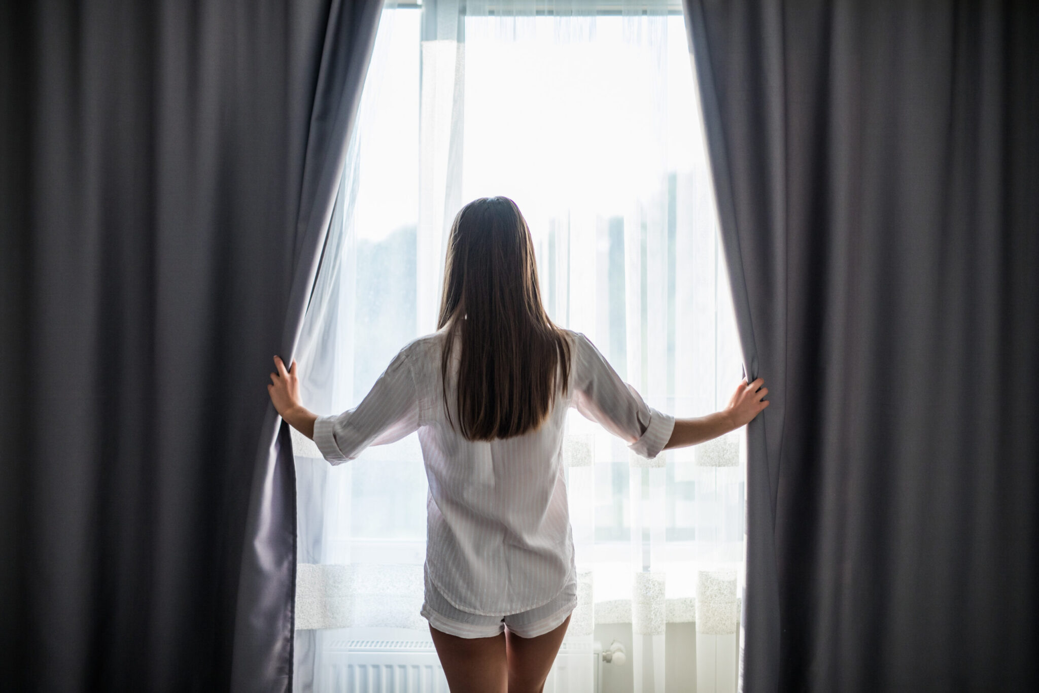 Cortinas vs. estores: ¿cuál es la diferencia?