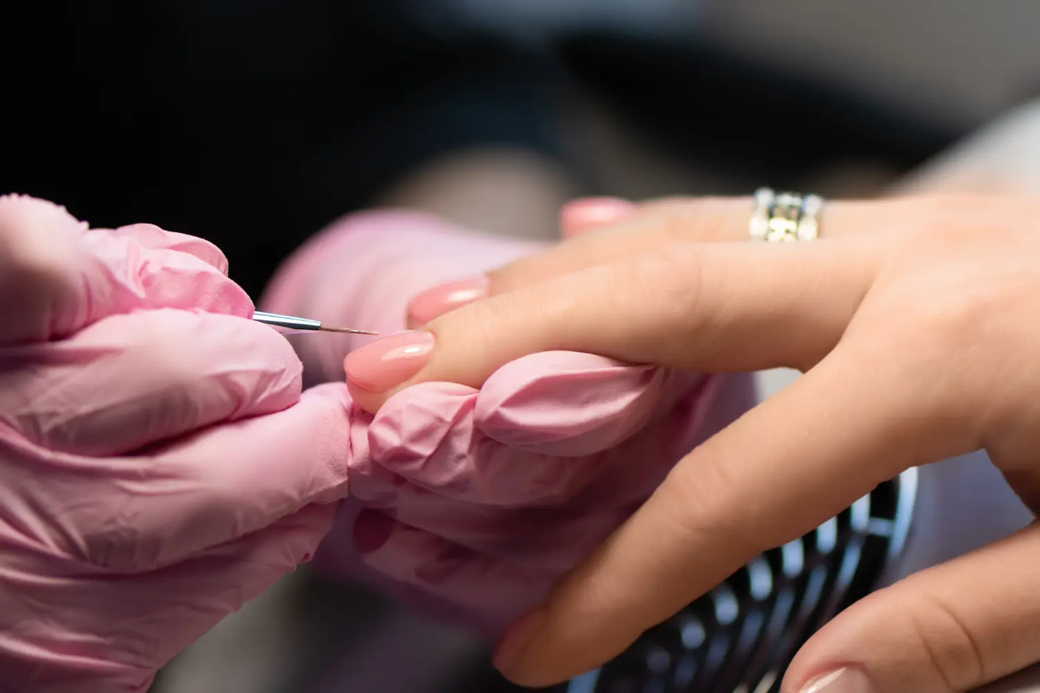 Trucos para hacer que tu manicura y pedicura dure más tiempo