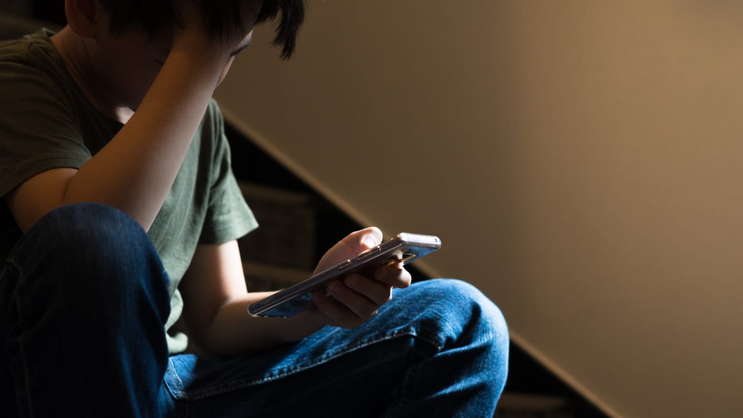Uso de la violencia en redes sociales: ¿Cuándo una publicación puede considerarse delito?