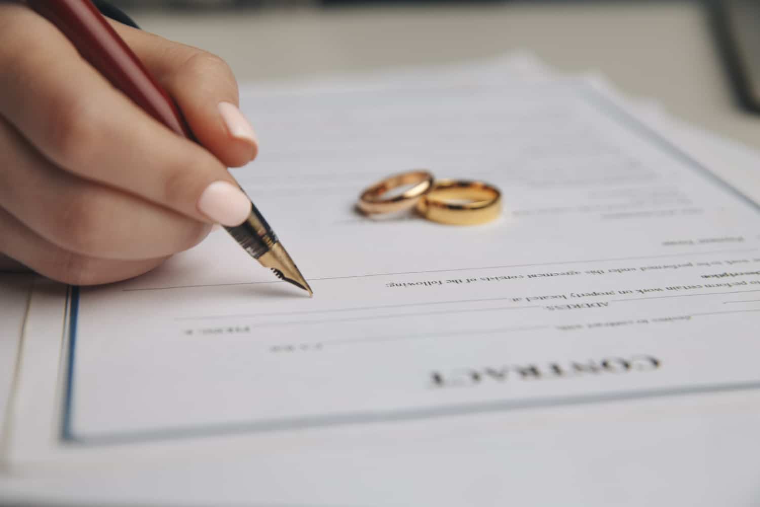Diferencias entre régimen de gananciales y separación de bienes: ¿cuál es mejor en caso de divorcio?
