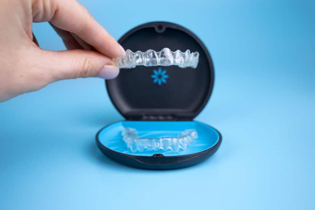 Ortodoncia invisible para apiñamiento severo: ¿Es realmente efectiva?